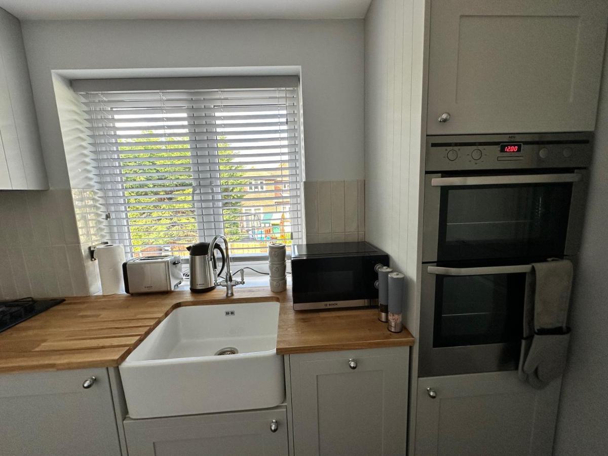A Luxury 2 Bedroom Apartment Barnet Luaran gambar